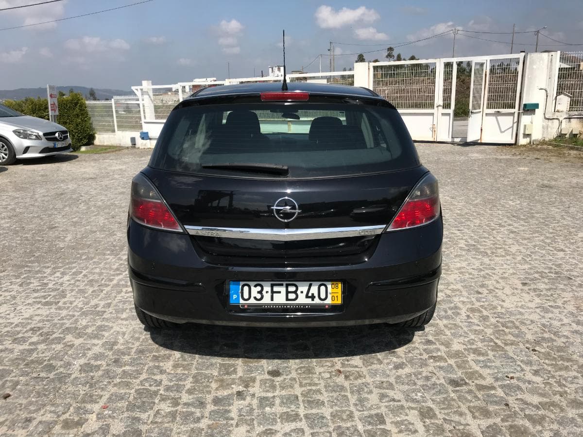 Opel Astra 1.3 CDTI · Ano 2008 — image 4