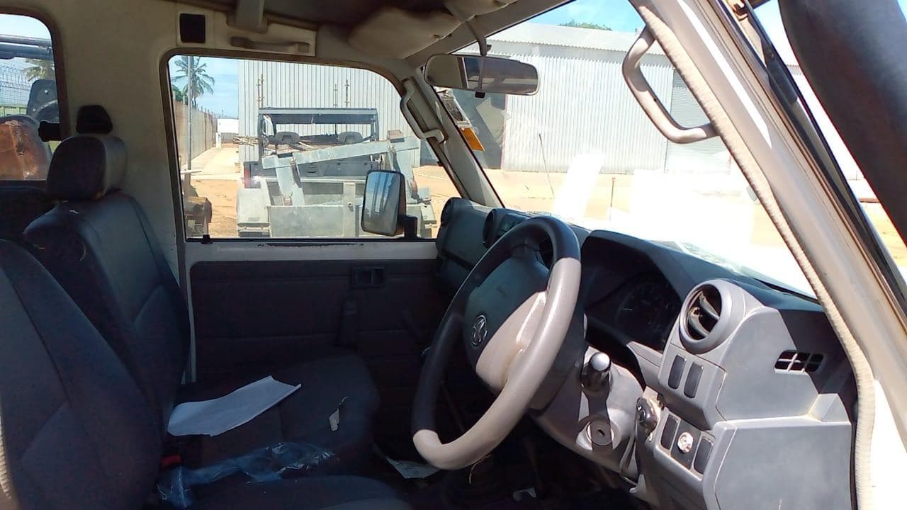 Toyota Landcruiser · — imagem 3