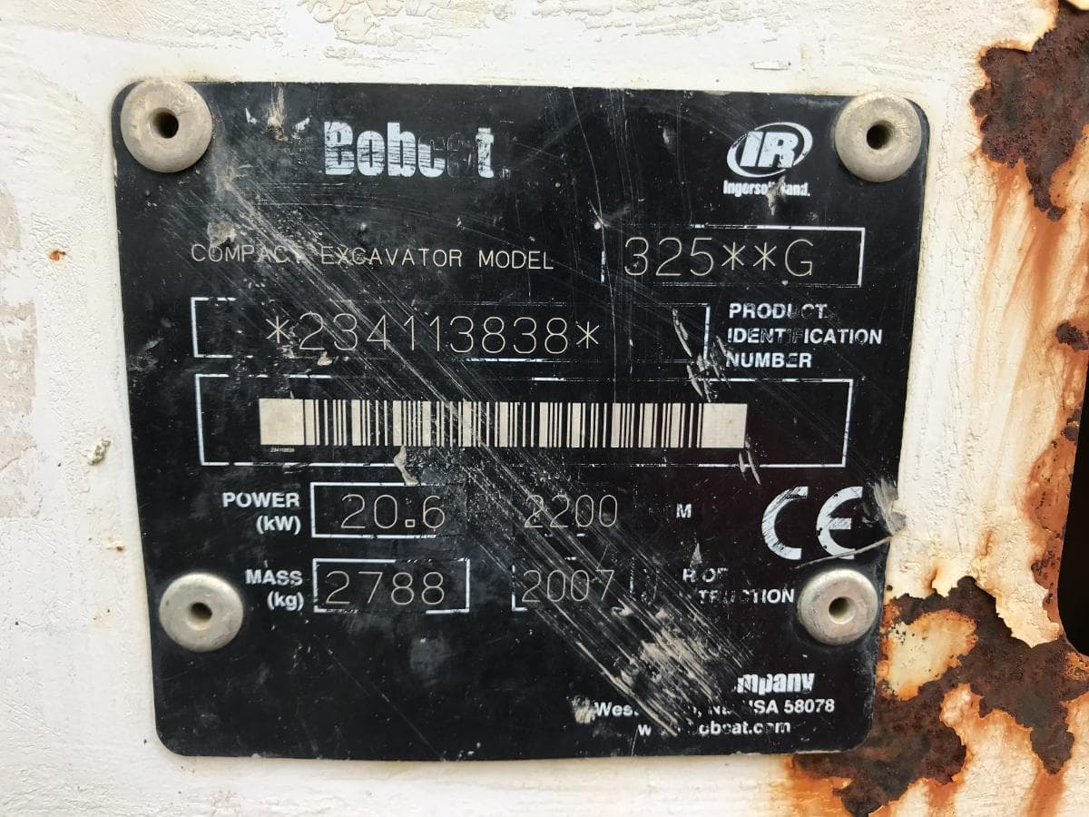 Mini Giratória Bobcat 325 G · Ano 2007 — imagem 11