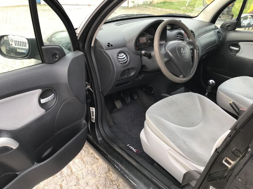Citroën C3 1.4 HDI · Ano 2003 — imagem 13