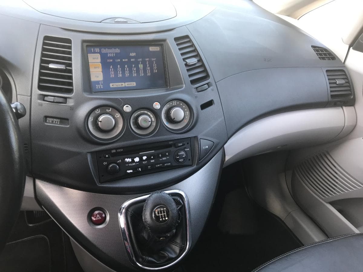 Mitsubishi Grandis 2.0 DI · 7 Lugares · Ano 2007 — imagem 19