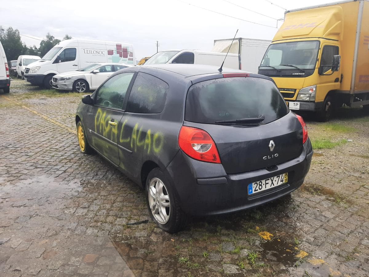 Renault Clio 1.5 DCI + Renault Master 2.3 DCI + Fiat Punto — image 10