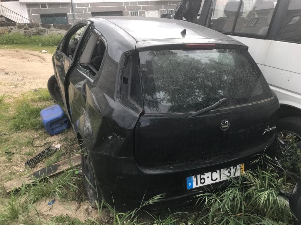 Renault Clio 1.5 DCI + Renault Master 2.3 DCI + Fiat Punto — image 9