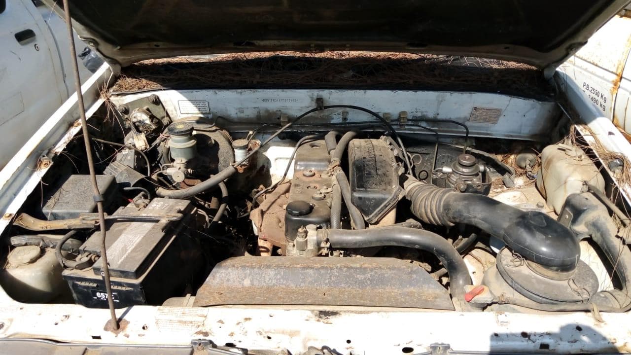 Isuzu KB250D · — image 5