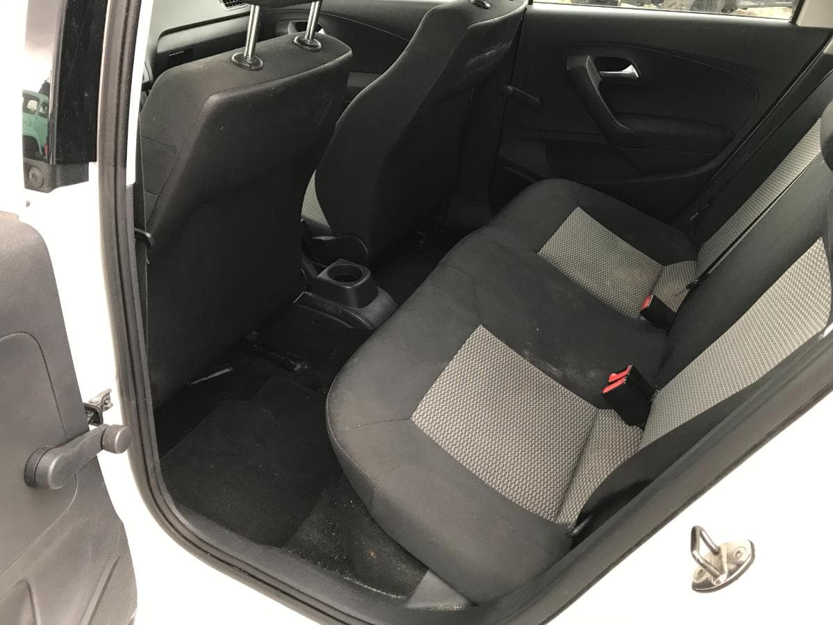 Volkswagen Polo 1.2 TDI · Ano 2012 — image 19