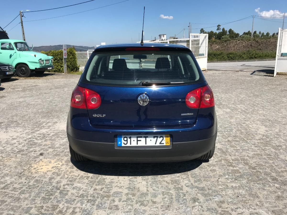 Volkswagen Golf 1.9 TDI · Ano 2008 — imagen 5