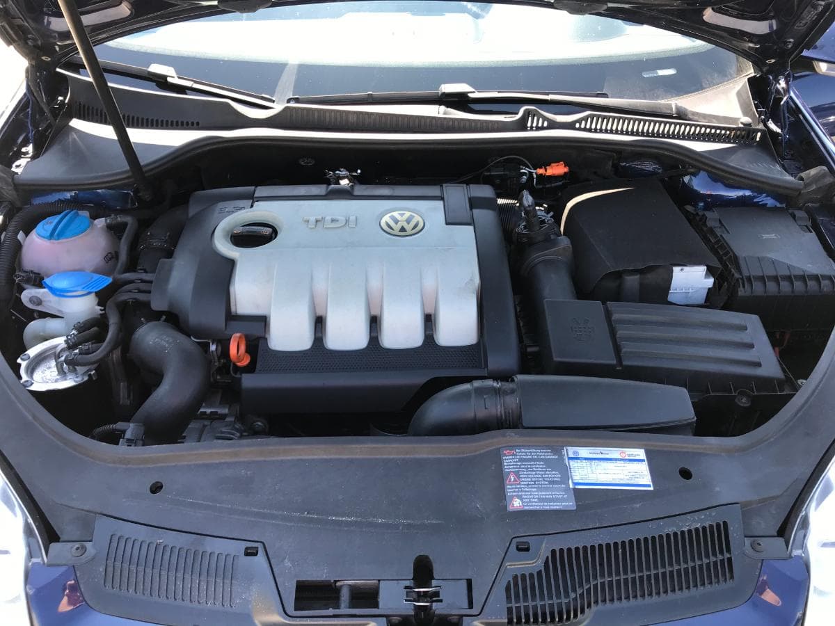 Volkswagen Golf 1.9 TDI · Ano 2008 — imagen 10