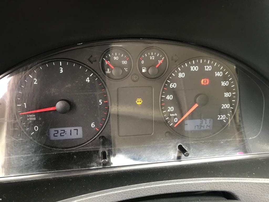 Volkswagen Caravelle 2.5 TDI · Ano 2006 — imagem 23