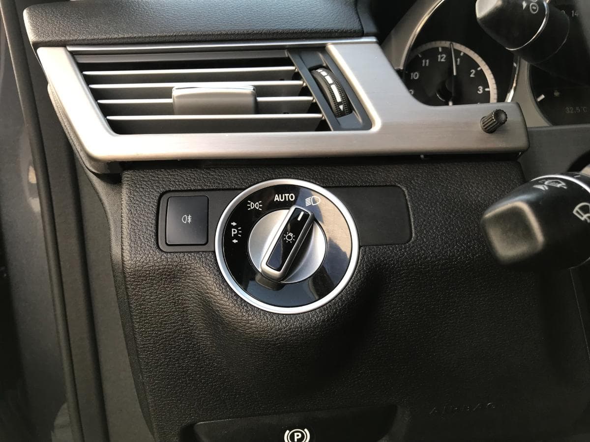 Mercedes-Benz E 220 CDI · Ano 2011 — image 17