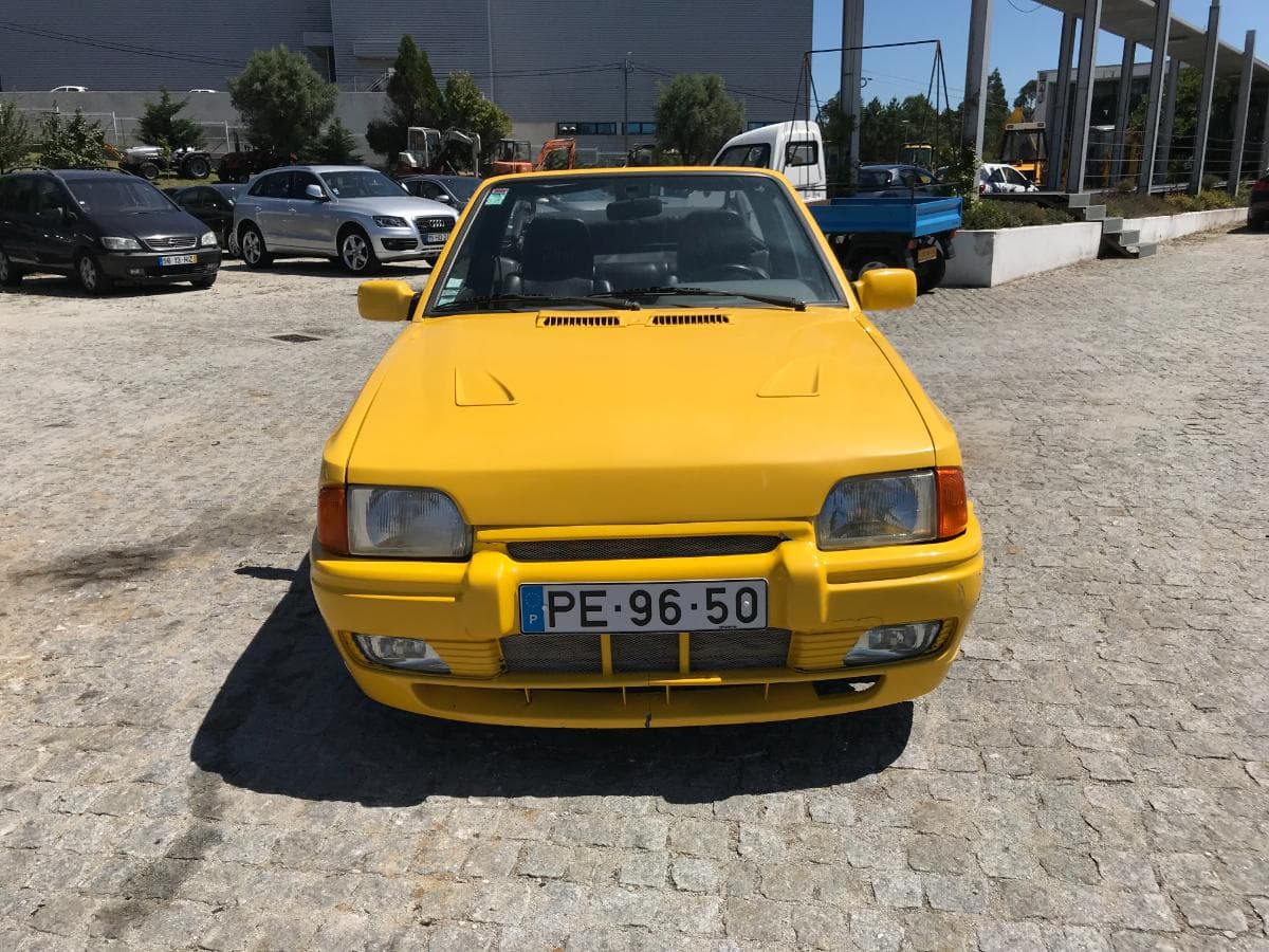 Ford Escort 1.4 Ghia Cabrio · Ano 1988 — imagen 2