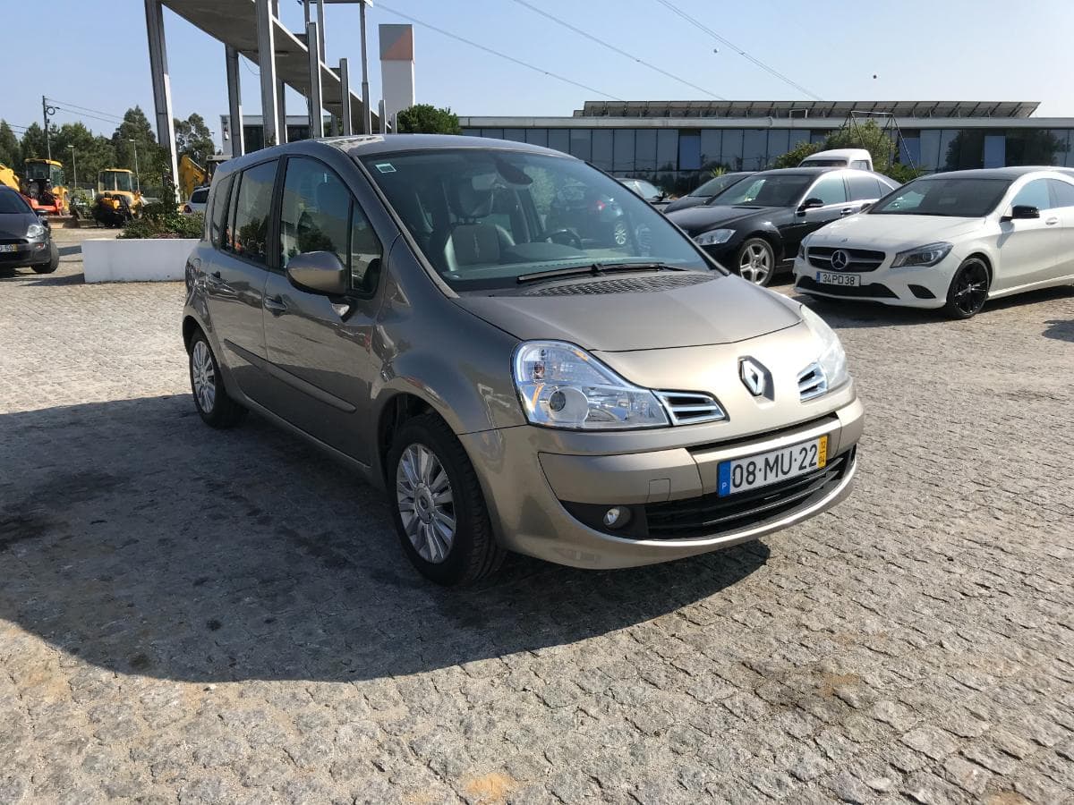 Renault Modus 1.5 DCI · Ano 2012 — imagen 1