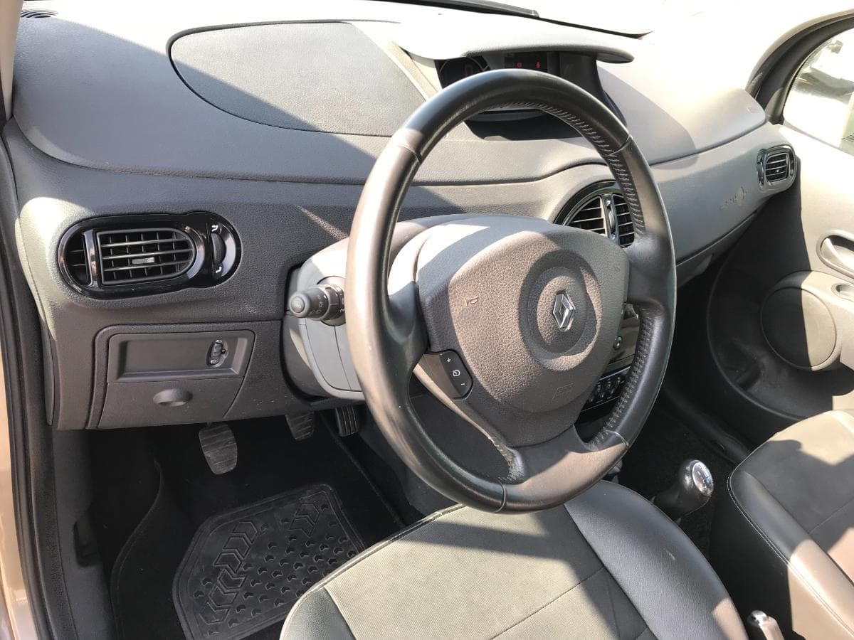 Renault Modus 1.5 DCI · Ano 2012 — imagen 18