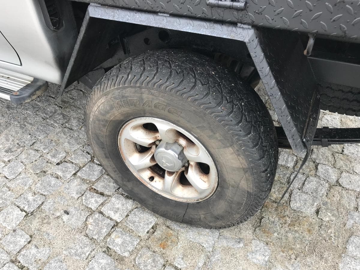 Mitsubishi L200 4x4 · Ano 1999 — imagem 25