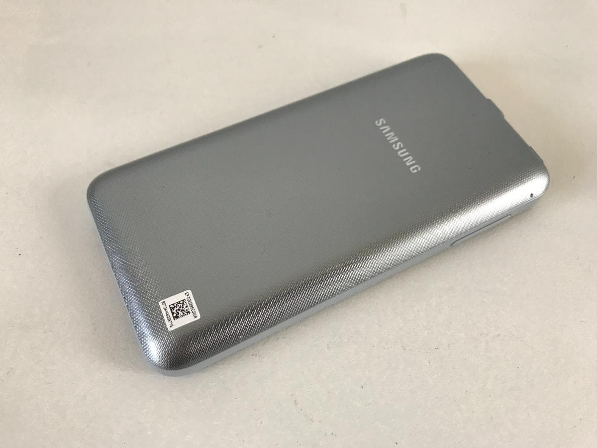 Capa Com Powerbank — imagen 4