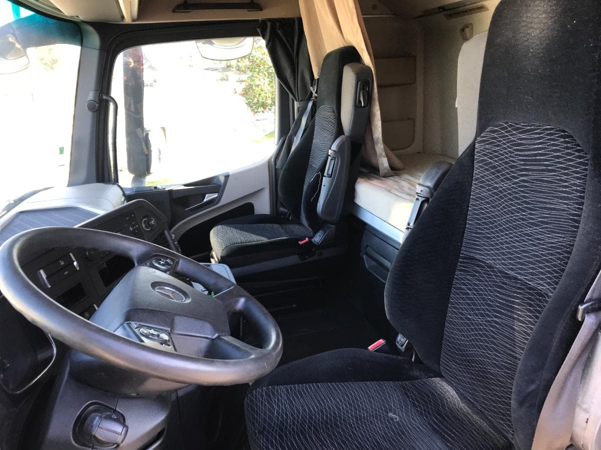 Mercedes-Benz Actros 1845 · Ano 2012 — imagem 13