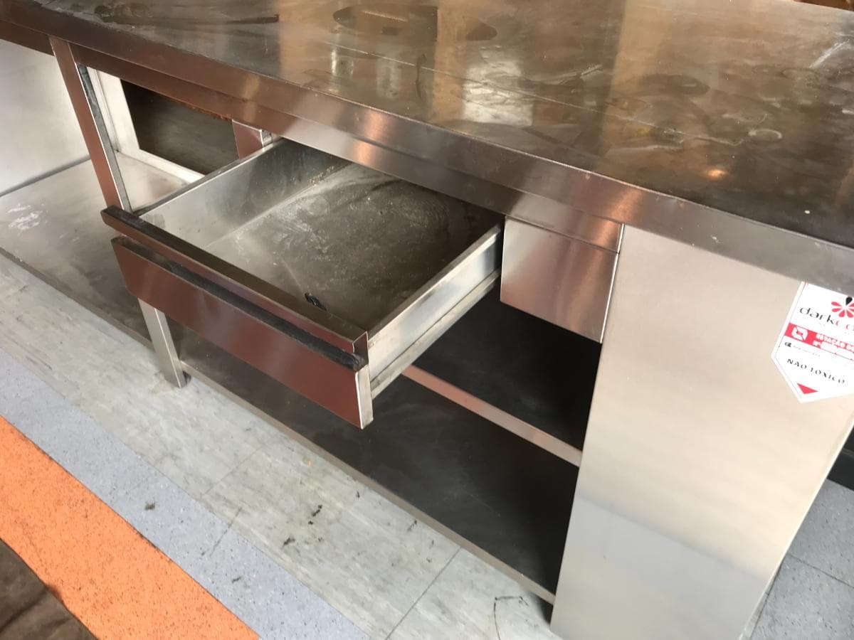 Mueble de acero inoxidable — imagen 3