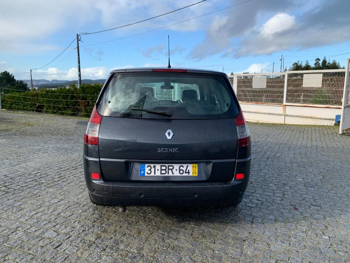 Renault Scénic 1.5 DCI · Ano 2006 — imagen 6