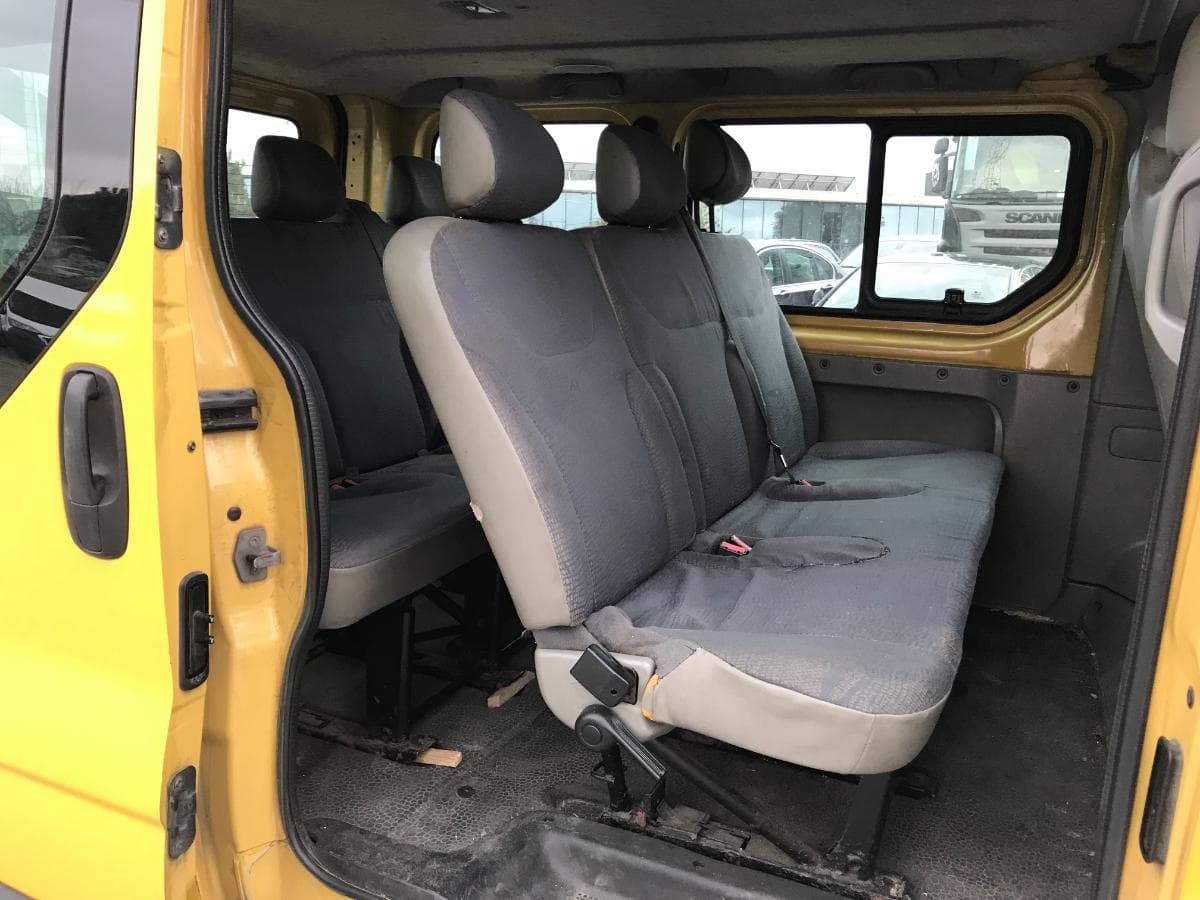Renault Trafic 1.9DCI · Ano 2005 — imagen 17