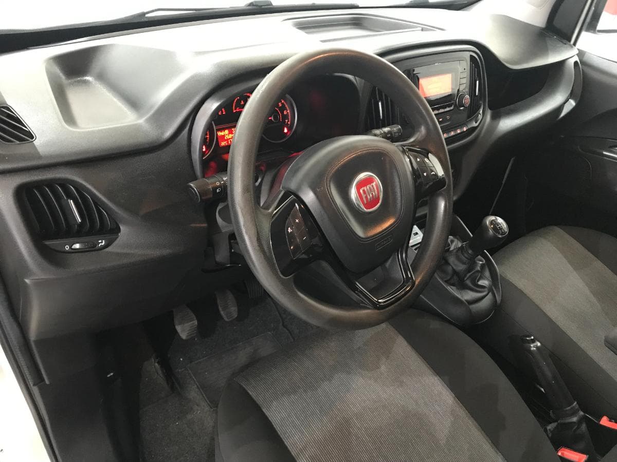 Fiat Doblo Maxi Multijet · Ano 2016 — imagen 19