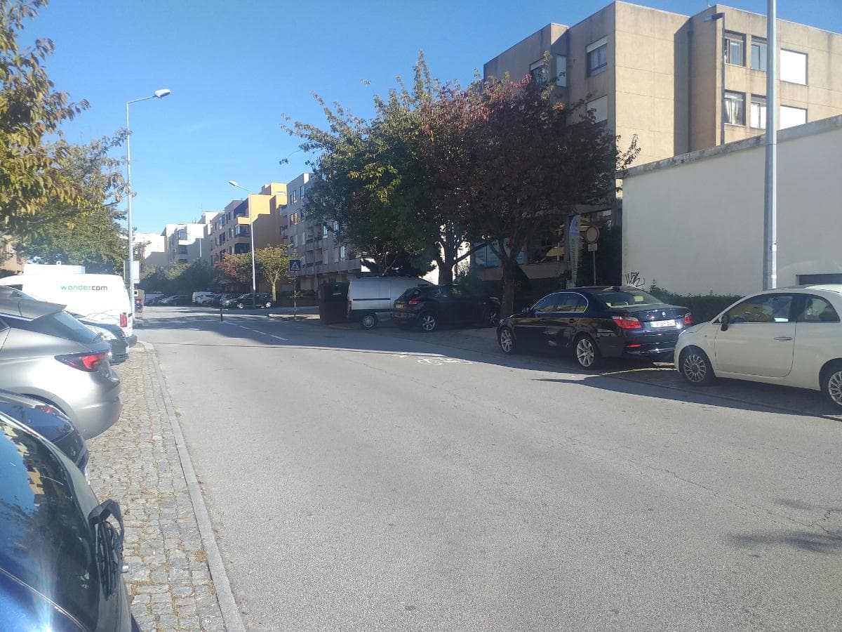1/2 da Nua Propriedade de Lugar de garagem · São Mamede de Infesta — imagen 7