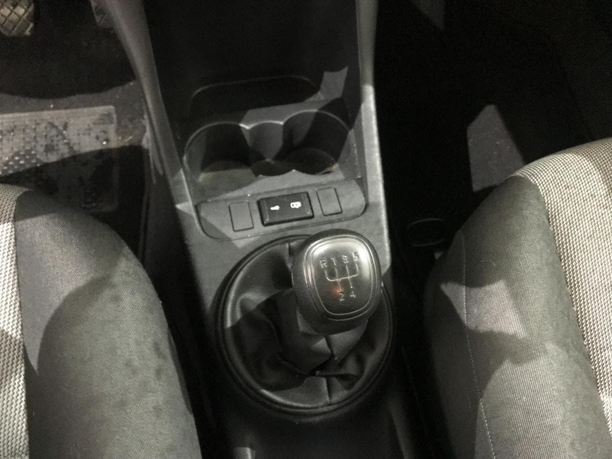 Skoda Fabia 1.2 TDI · Ano 2014 — image 30