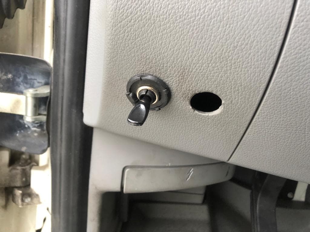 Pronto Socorro Volkswagen Crafter 35 2.5 TDI · Ano 2008 — image 26