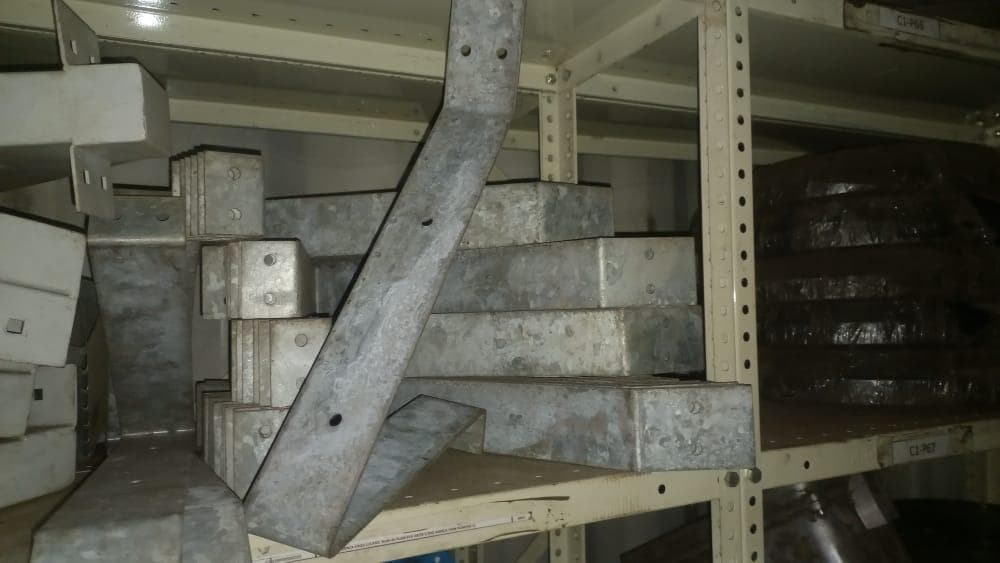 Armaduras de Candeeiros + Armaduras de Candeeiros + Armaduras de Candeeiros + Armaduras de Candeeiros + Perfís Metálicos L + Perfís Metálicos U + Diversos + Fichas + Bichas Pl2 plásticas + Transformadores de Corrente + Alicates grandes + Kit de Junção para Cabos + Fichas + Anilhas + Válvulas de encaixe + Cotovelos machos plasticos + CleanFit + Válvulas de Conexão + Niples + SuperLok + Grampos de Massa + Superlok fittings + HendiFit + Abraçadeiras Plásticas + HandiFit + Terminal de cabos CCG Iplus + Cabo de Rede + Circuit Breaker + Fitas inoxidáveis + Lâmpadas Florescentes Philips + Diversos + Glândulas de Compressão + Placas de montagem + Perfís Metálicos em L, parafucos e porcas + Cabo de rede + Arame Galvanizado + Peças metálicas + Parafusos com porcas em T + Buchas de Redução + Tubo Flexível + Cabo Eléctrico + Cabo Flexível + Armadura para Lampadas + Barras de junção + Diversos + Diversos parafusos com molas. + Armaduras Para Candeeiros + Rede para sombra + Cabo de Rede + Cabos de proteçao contra corrosão + Glandulas de Compressão + Glandulas de Compressão + Glandulas de Compressão + Glandulas de Compressão + Glandulas de Compressão + Glandulas de Compressão + Perfís metálicos + Glandulas de Compressão + Olofote + Diversos + Diversos + Diversos + Diversos + Rolos de cabos + Armaduras para Candeeiros + Porcas 10" + Glandulas de Compressão + Tampas de Condução + Diversos + Suporte de Condensador + Hanger Conp + Fichas + Programadores Siemens + Terminais + Cabo de Rede + Diversos + Diversos + Diversos + Corrente + Parafusos + Diversos + Glandulas de Compressão + Diversos + Glandulas de Compressão + Glandulas de Compressão + Grampos + Suportes Metálicos + Suportes metálicos + Diverso + Glandulas de Compressão + Olofotes + Armaduras para Lâmpadas + Rolos de Corrente + Diversos + Porcas + Olofotes + Diversos + Transmissor de Pressão + Peventores de Incêndio + Diversos + Diversos + Cabo Eléctrico + Diversos + Diversos + Digitor + Diversos + Connection + Diversos + Diversos + Censor + ROTHERBERGER 50-127mm 2"-5" OD + Diverso + Roda de medição + Contentor de 40P · — imagen 87
