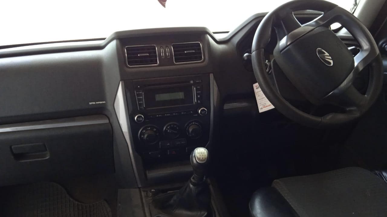 MAHINDRA SCORPIO · — imagem 2