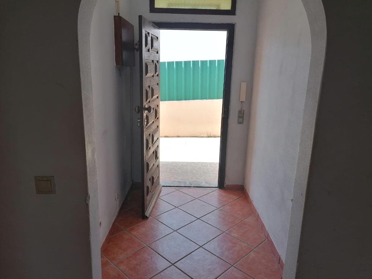 Moradia V3 c/ 2 Lugares de Garagem · Charneca da Caparica, Almada — imagen 35