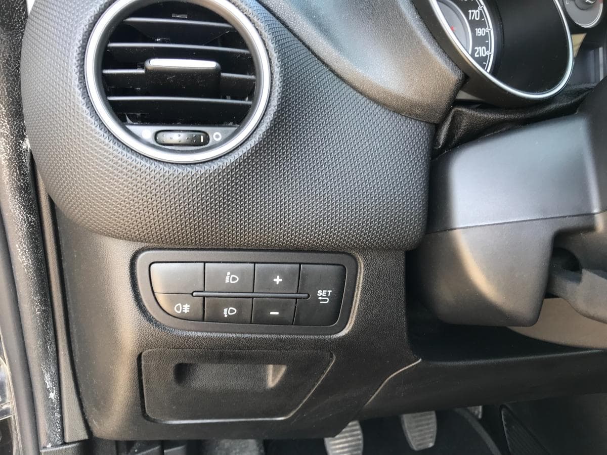 Fiat Punto 1.2 · Ano 2016 — imagen 39