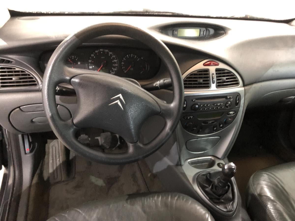 Citroën C5 · Ano 2001 — image 32