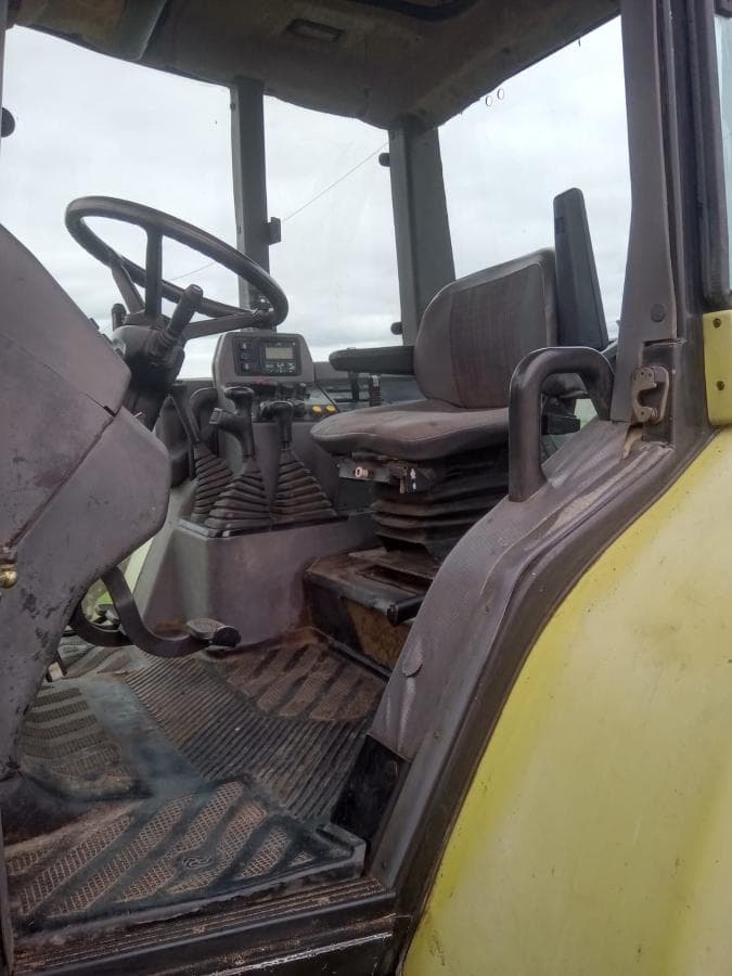 Trator Agrícola Hürlimann H-6115 — imagem 8