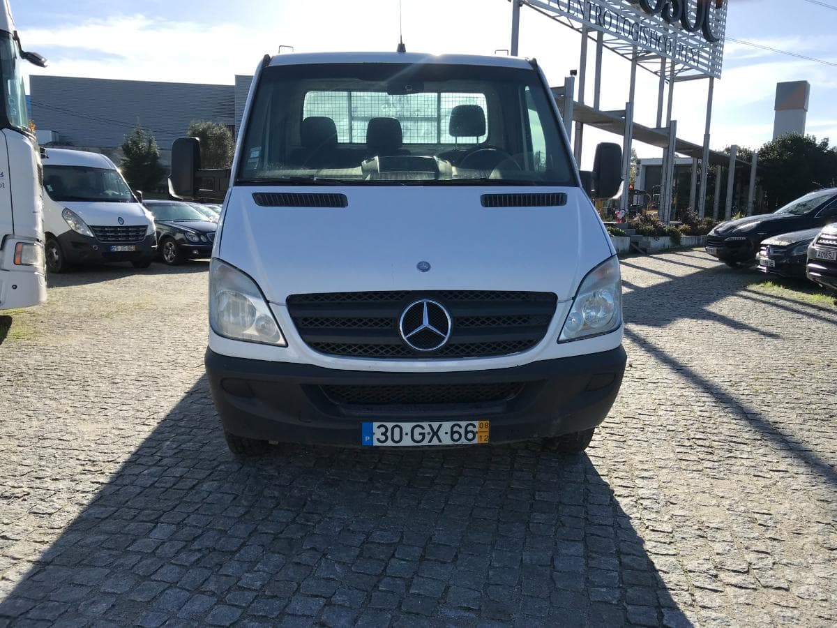 Mercedes-Benz Sprinter 518CDI · Ano 2008 — imagen 3