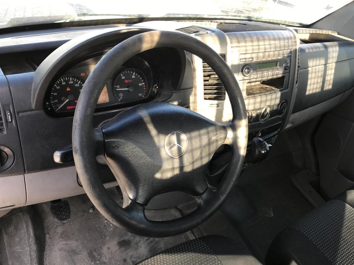 Mercedes-Benz Sprinter 518CDI · Ano 2008 — imagen 27