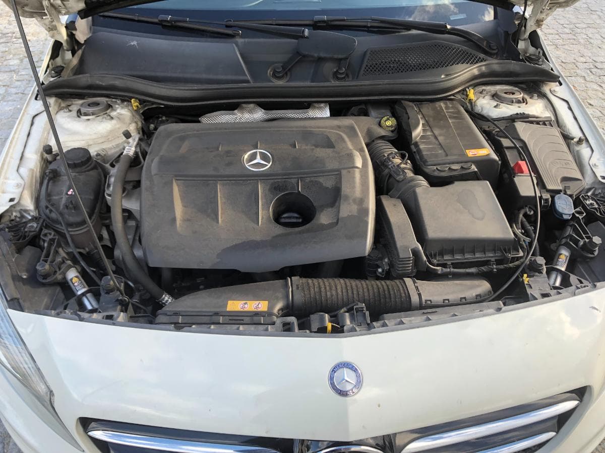 Mercedes-Benz A 180CDI · Ano 2015 — imagen 10