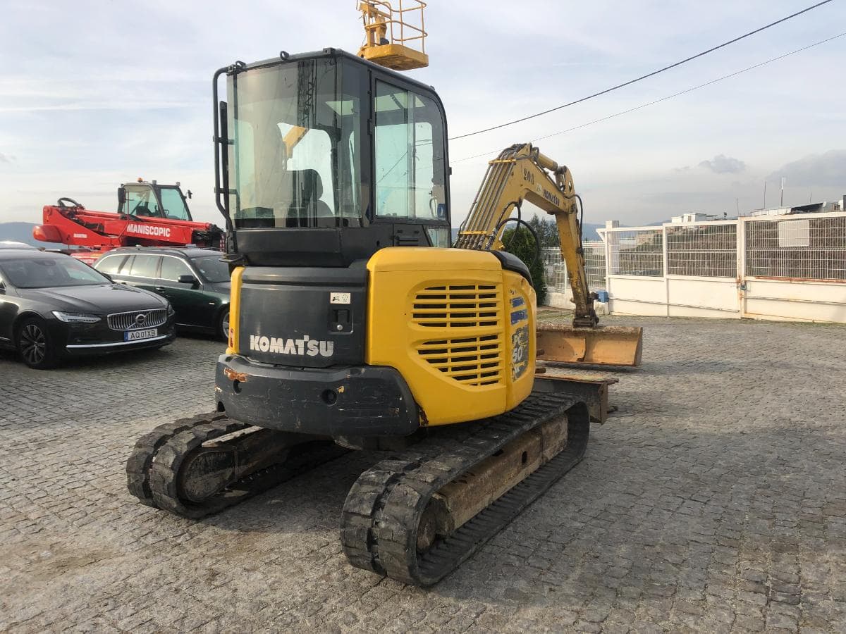 Mini Giratória Komatsu PC50MR-8 — imagen 5