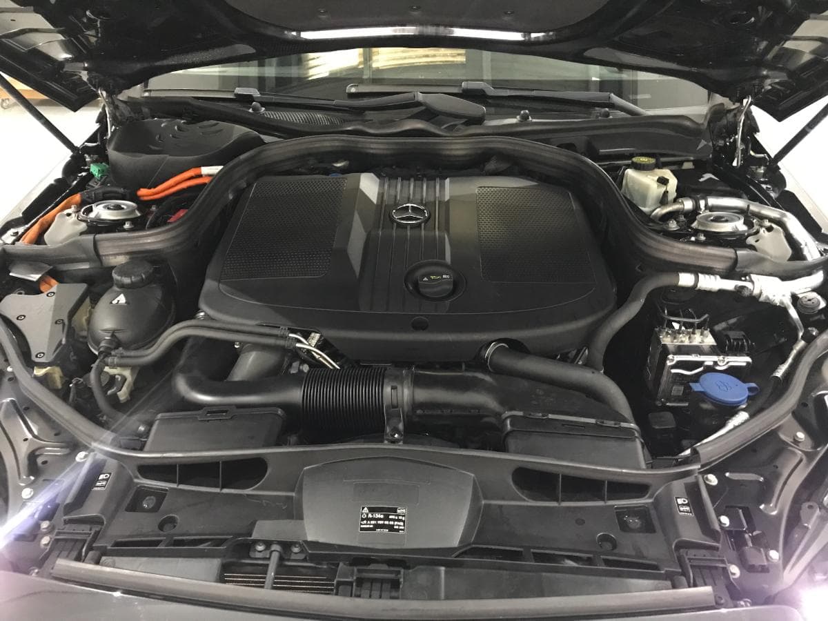 Mercedes-Benz E300 Blue Tec Híbrido 2.2 · Ano 2014 — image 5