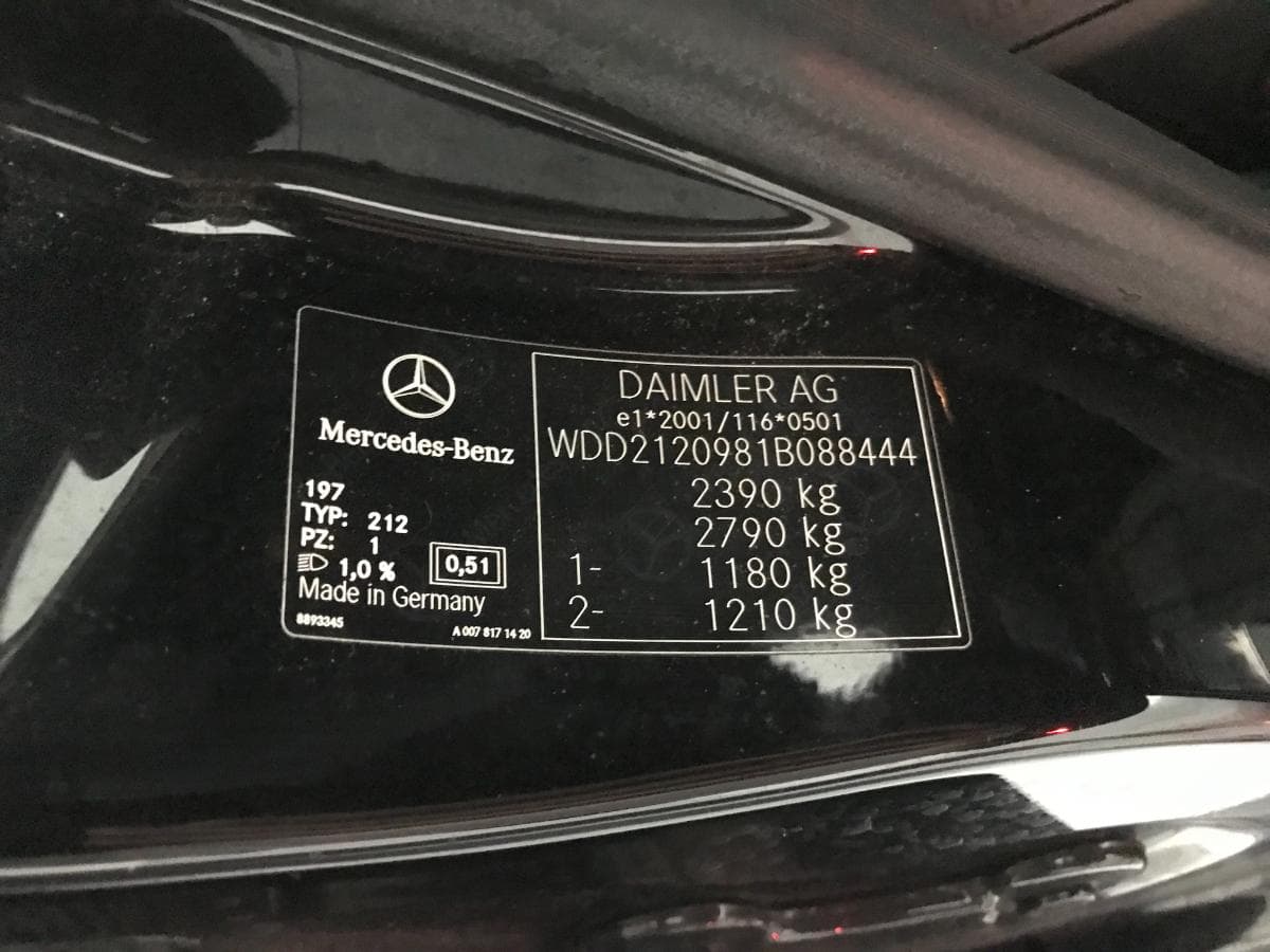 Mercedes-Benz E300 Blue Tec Híbrido 2.2 · Ano 2014 — image 6