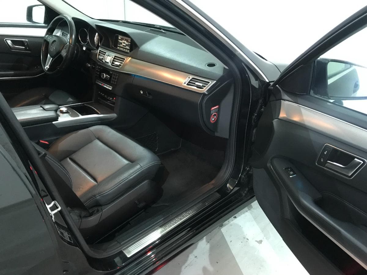 Mercedes-Benz E300 Blue Tec Híbrido 2.2 · Ano 2014 — image 24