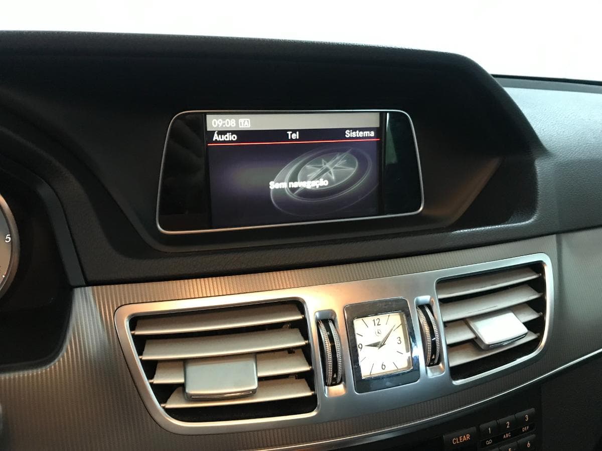 Mercedes-Benz E300 Blue Tec Híbrido 2.2 · Ano 2014 — image 43