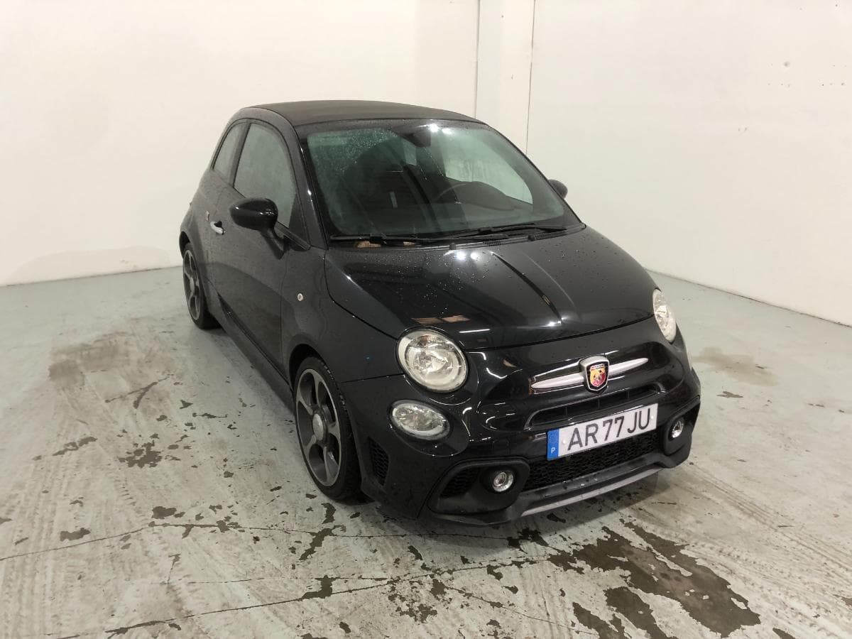 Abarth 500C · Ano 2015 — imagen 2