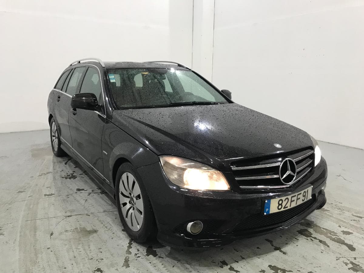 Mercedes C220 CDI 2.2 · Ano 2008 — imagem 1