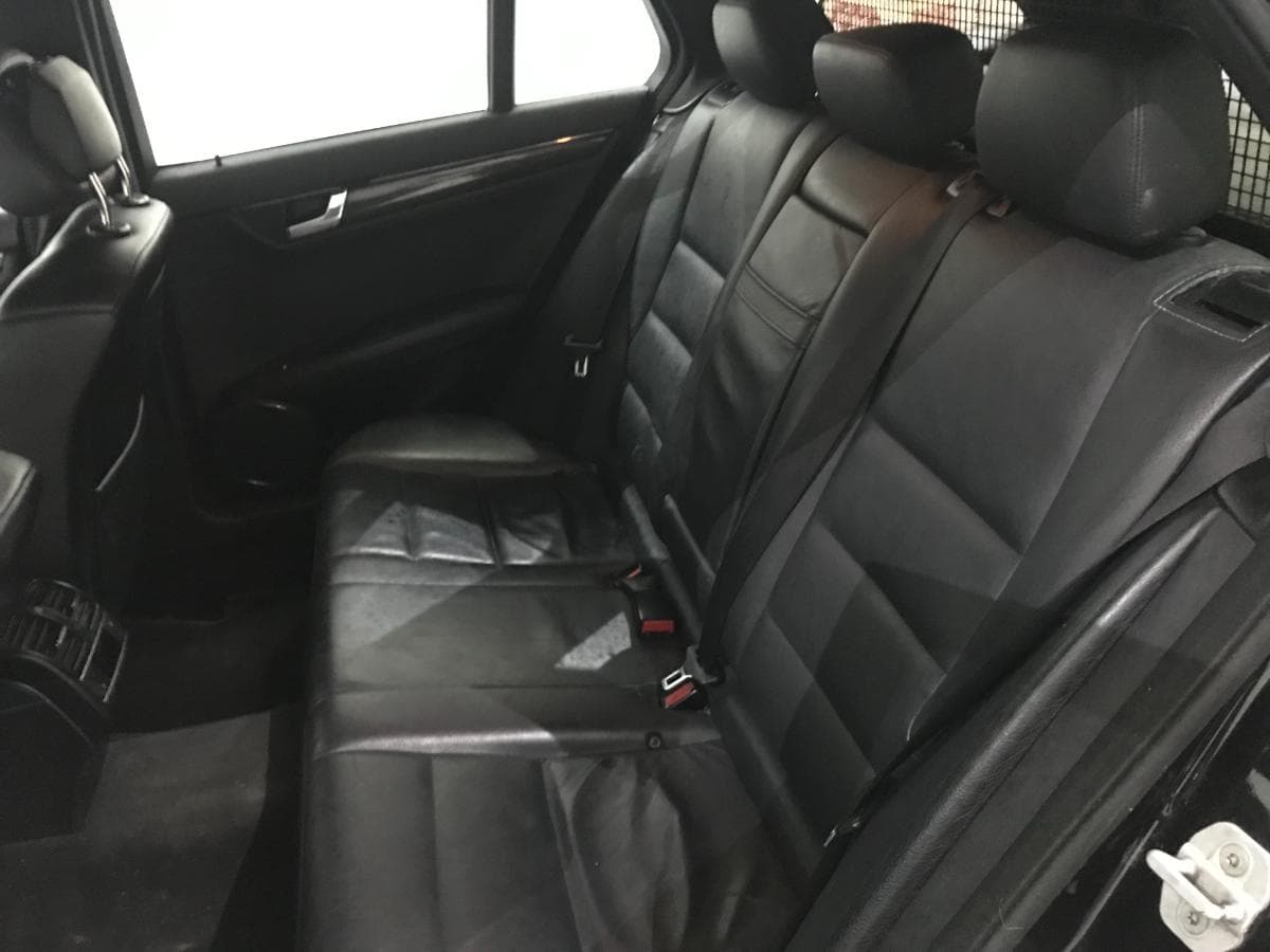 Mercedes C220 CDI 2.2 · Ano 2008 — imagem 27