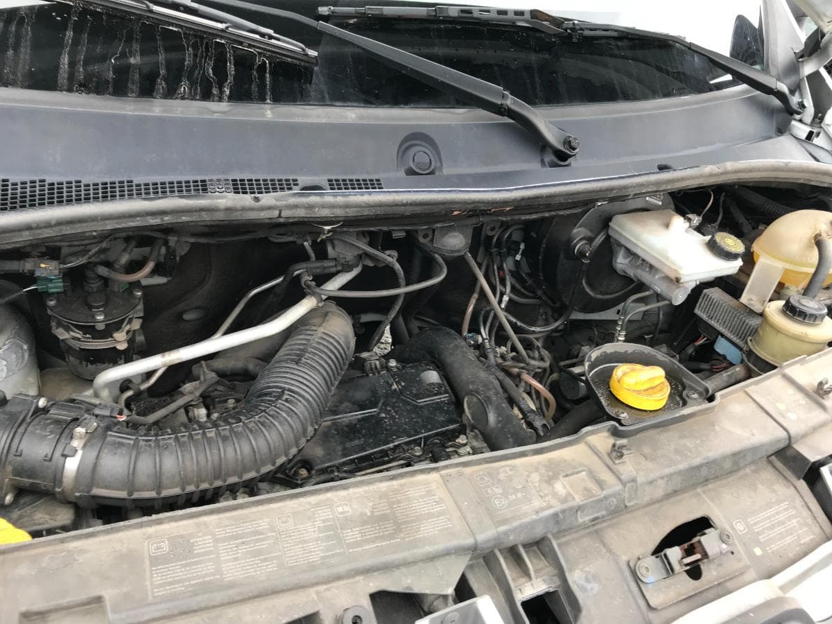 Renault Master 2.3 DCI · Ano 2015 — imagen 4