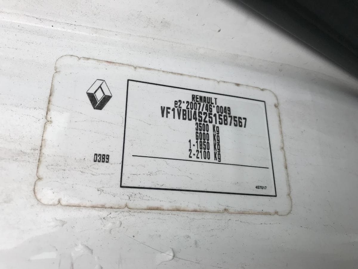 Renault Master 2.3 DCI · Ano 2015 — imagen 5