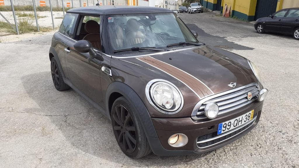 Mini Cooper D · Ano 2010 — imagem 3