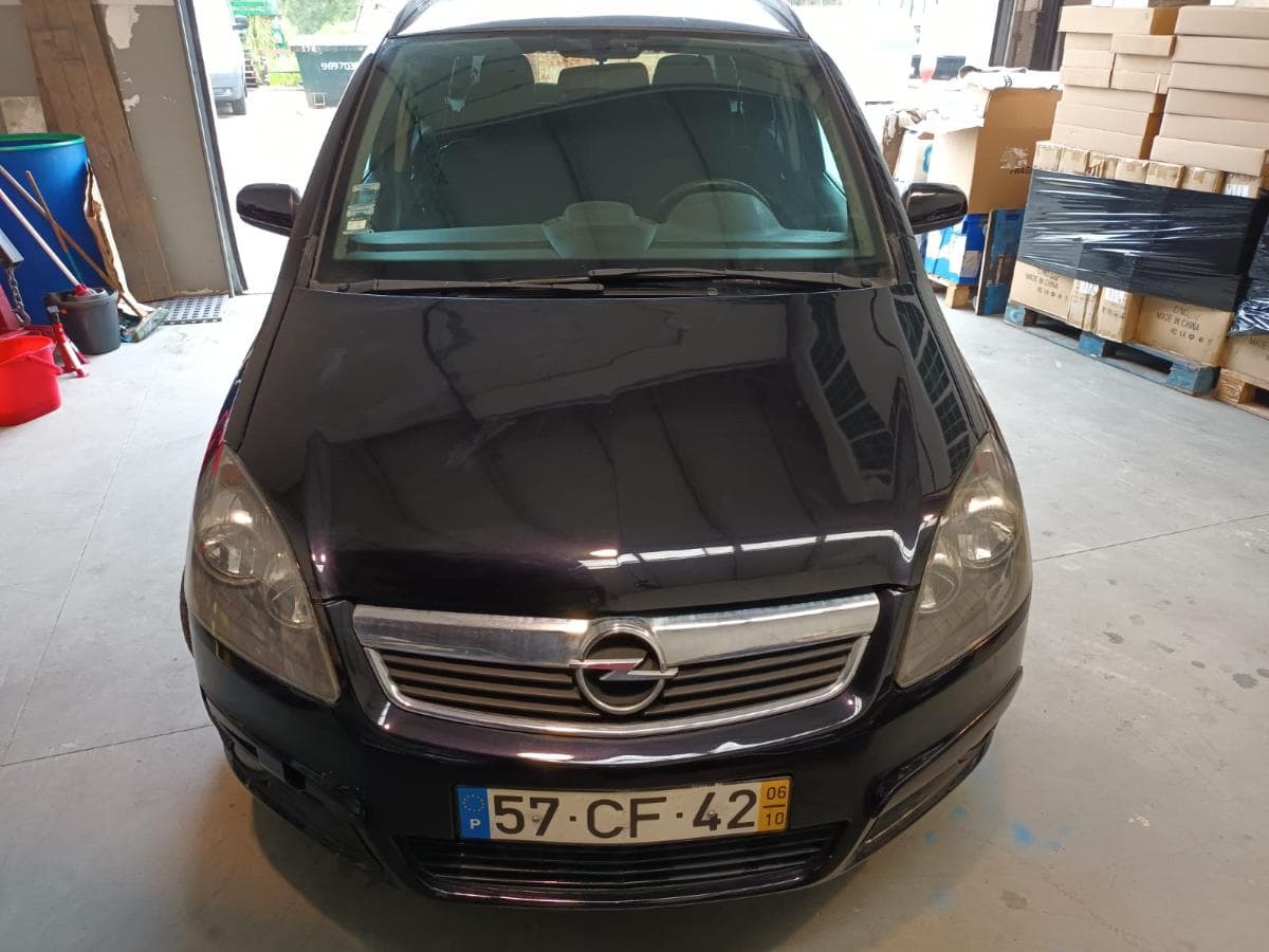 Opel Zafira 1.9 CDTI · Ano 2006 — image 6