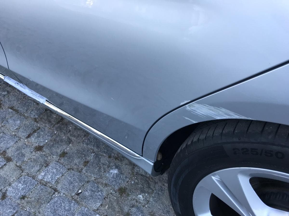 Mercedes-Benz C220 · Ano 2015 — imagen 19