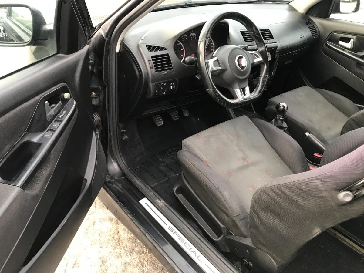 Seat Ibiza 1.9 TDI · Ano 2001 — imagem 18