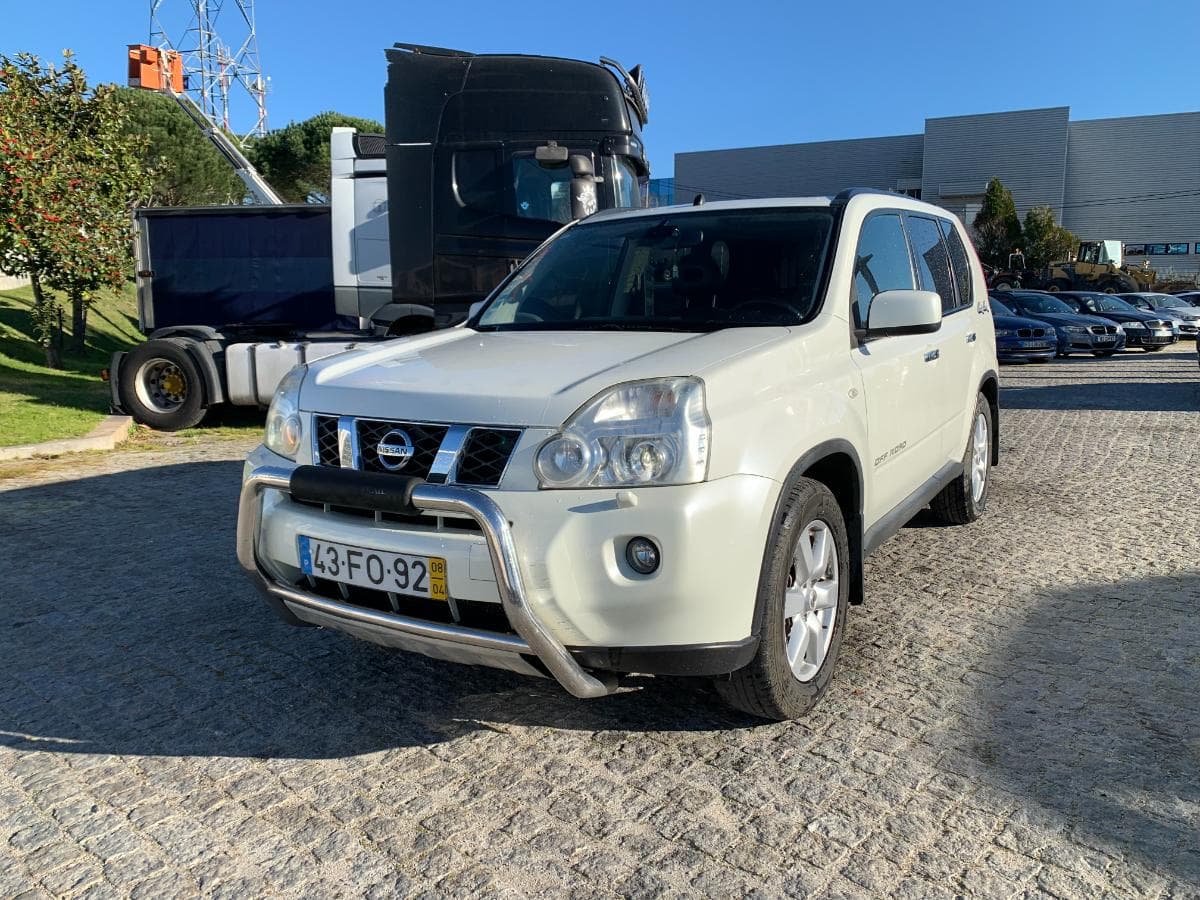 Nissan X-Trail 2.0 DCI · Ano 2008 — imagen 5